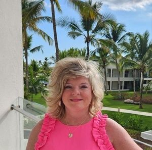 Meet your Posher, Angie